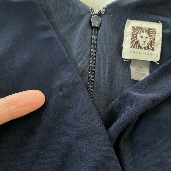 Anne Klein Navy Blue Pants Jumpsuit with gold logo buckle. Size 10 - Picture 5 of 8